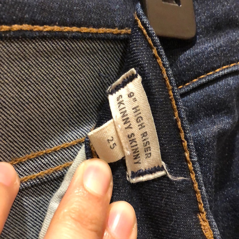 Madewell 9” High Riser Jeans - Picture 4 of 4